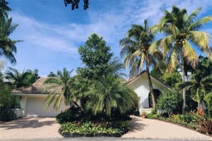 10 Aspen Ct, Boynton Beach, FL 33436, Sold 11/17/21