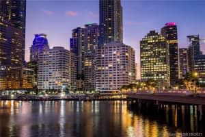 801 Brickell Bay Dr, Miami, FL 33131, Sold 09/30/21