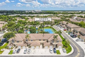 12165 SW 4th St, Pembroke Pines, FL 33025, Sold 11/02/21