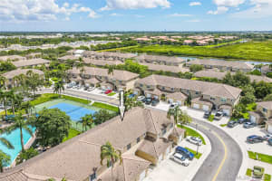 12165 SW 4th St, Pembroke Pines, FL 33025, Sold 11/02/21