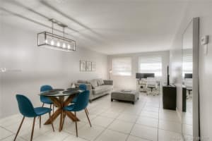 8180 Geneva Ct, Doral, FL 33166, Sold 02/24/22