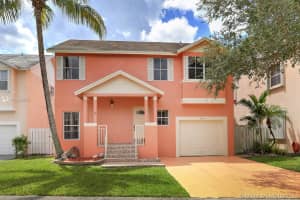 10160 NW 6th St, Pembroke Pines, FL 33026, Sold 09/27/21