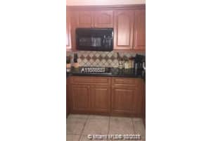 8145 NW 7th St, Miami, FL 33126, Sold 11/05/21