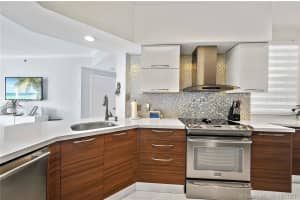 3145 NE 184th St, Aventura, FL 33160, Sold 10/13/21