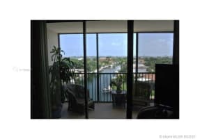 2500 NE 135th St B505, North Miami, FL 33181, Sold 01/04/22