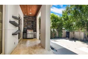 7450 SW 56th Ct, Miami, FL 33143, Sold 01/21/22