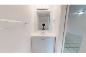 14902 SW 82nd Ln, Miami, FL 33193, Sold 11/18/21