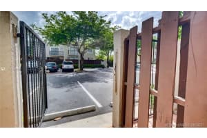 10540 SW 154th Ct, Miami, FL 33196, Sold 10/14/21