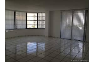 5555 Collins Ave #8s, Miami, FL 33140, Sold 06/09/22