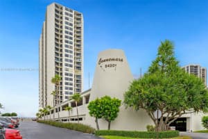 5420 N Ocean Dr # 101, Riviera Beach, FL 33404, Sold 12/21/21