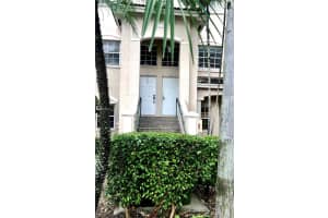 5620 NW 114th Path, Doral, FL 33178, Sold 10/14/21