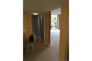 9682 Fontainebleau Blvd, Miami, FL 33172, Sold 10/15/21