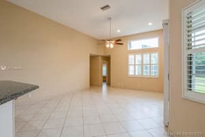 846 Verona Lake Dr, Weston, FL 33326, Sold 12/10/21