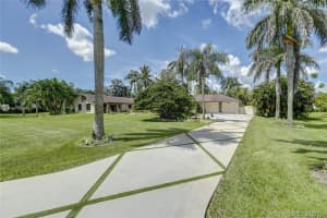 3501 SW 116th Ave, Davie, FL 33330, Sold 12/16/21
