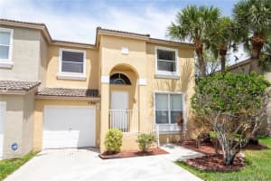 1301 NW 154th Ave, Pembroke Pines, FL 33028, Sold 10/07/21