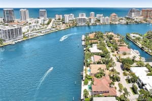 2543 Aqua Vista Blvd, Fort Lauderdale, FL 33301, Sold 11/01/21