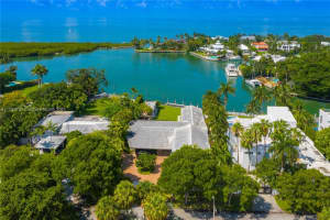 900 Harbor Dr, Key Biscayne, FL 33149, Sold 07/25/22