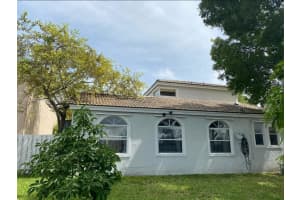 15566 NW 5th St, Pembroke Pines, FL 33028, Sold 03/11/22