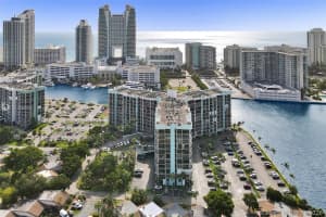 200 Leslie Dr, Hallandale Beach, FL 33009, Sold 10/28/21