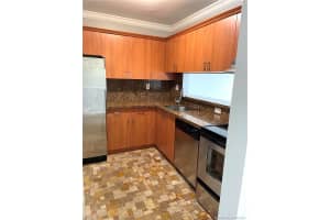 10431 N Kendall Dr APT D403, Miami, FL 33176, Sold 09/30/21