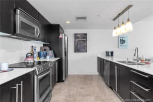 665 NE 25th St, Miami, FL 33137, Sold 12/01/21
