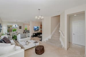 7470 NW 115th Ct, Medley, FL 33178, Sold 12/07/21