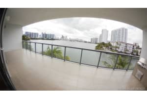 3250 NE 188th St, Aventura, FL 33180, Sold 03/28/22