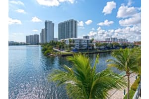 3250 NE 188th St, Aventura, FL 33180, Sold 03/28/22