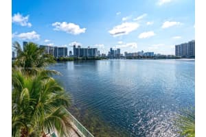 3250 NE 188th St, Aventura, FL 33180, Sold 03/28/22