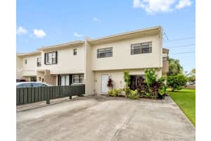 8640 NW 8th St, Miami, FL 33126, Sold 10/21/21