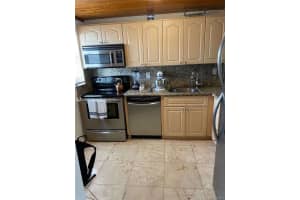 1331 Lincoln Rd, Miami Beach, FL 33139, Sold 10/15/21