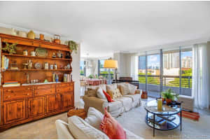 3400 NE 192 St, Aventura, FL 33180, Sold 10/12/21