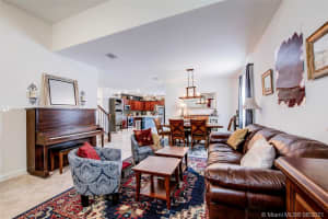 2733 SE 1st St, Homestead, FL 33033, Sold 10/26/21