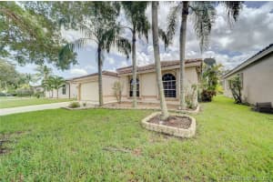 5960 NW 72nd Ct, Parkland, FL 33067, Sold 10/05/21