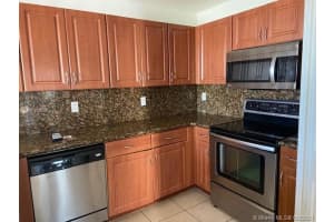10620 NW 88th St, Doral, FL 33178, Sold 12/29/21