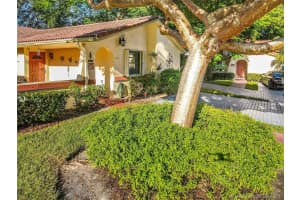 9505 Toledo Ln, Davie, FL 33324, Sold 10/13/21