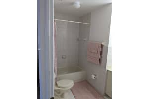 12058 NW 91st Pl, Hialeah, FL 33018, Sold 02/04/22
