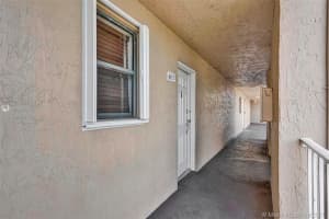 8500 NW 8th St, Miami, FL 33126, Sold 10/05/21