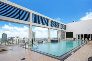151 SE 1st St, Miami, FL 33131, Sold 03/15/22