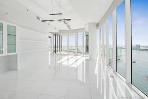 2020 N Bayshore Dr, Miami, FL 33137, Sold 11/08/21
