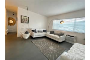 320 85th St, Miami Beach, FL 33141, Sold 12/16/21