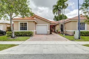 551 NW 129th Way, Pembroke Pines, FL 33028, Sold 10/15/21