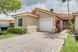 551 NW 129th Way, Pembroke Pines, FL 33028, Sold 10/15/21