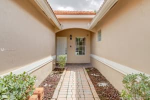 551 NW 129th Way, Pembroke Pines, FL 33028, Sold 10/15/21