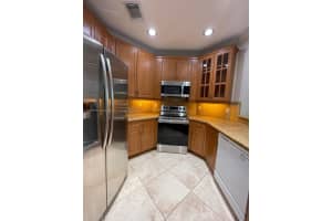 8512 NW 110th Pl, Doral, FL 33178, Sold 12/14/21