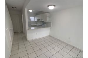 8025 NW 8th St, Miami, FL 33126, Sold 10/22/21