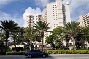 1865 S Ocean Dr #4m, Hallandale Beach, FL 33009, Sold 12/22/21