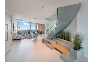 500 South Pointe Dr, Miami Beach, FL 33139, Sold 03/29/22