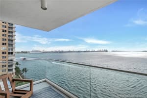 800 Claughton Island Dr, Miami, FL 33131, Sold 11/24/21