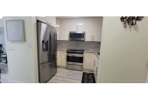 7935 W 30th Ct, Hialeah, FL 33018, Sold 11/06/21